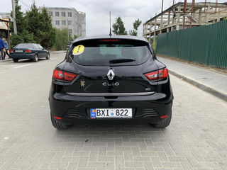 Renault Clio foto 6