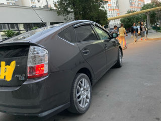 Toyota Prius foto 4