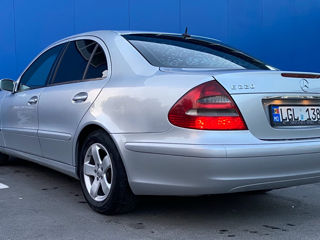 Mercedes E-Class foto 5