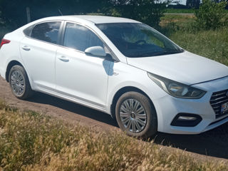 Hyundai Accent foto 10