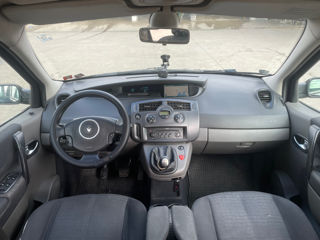 Renault Grand Scenic foto 5