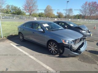 Volvo S60 foto 6