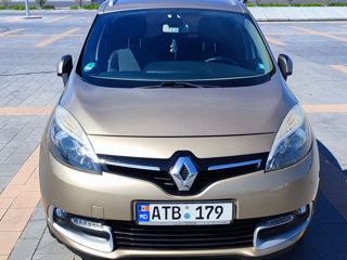 Renault Grand Scenic foto 9