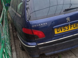 Peugeot 406 foto 1