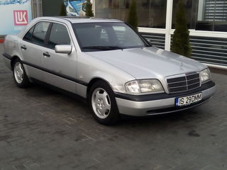 Mercedes C Class foto 6