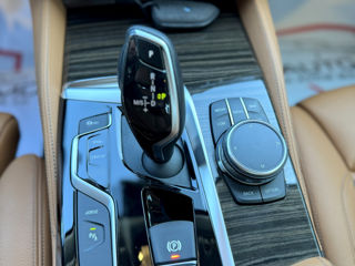 BMW 5 Series фото 14