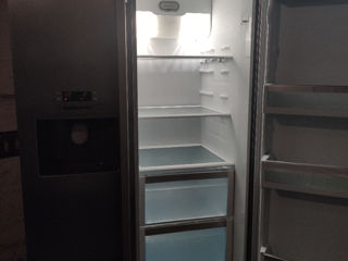 Холодильник bosch .