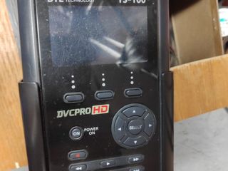 Panasonic Ag-hvx200 + Dte Fs-100 (внешний Hdd Для Записи) - 500 Euro foto 4