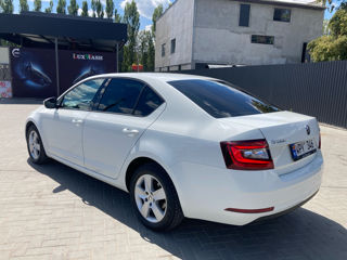 Skoda Octavia foto 6