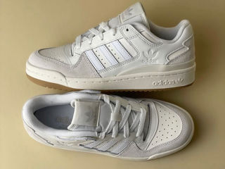 Adidas Forum Low foto 2