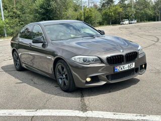 BMW 5 Series foto 3