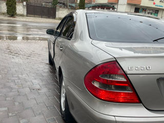 Mercedes E-Class foto 6