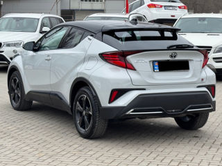 Toyota C-HR foto 3