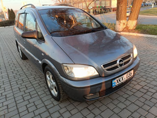 Opel Zafira foto 3