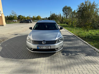 Volkswagen Passat foto 2