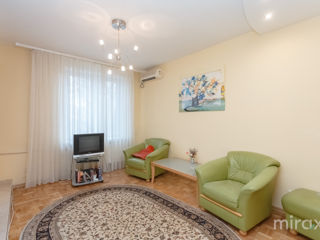 Apartament cu 2 camere, 55 m², Centru, Chișinău foto 7