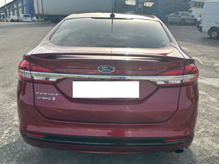 Ford Fusion foto 5