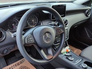 Mercedes GLA foto 2