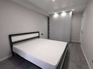 Apartament cu 2 camere, 68 m², Centru, Chișinău foto 3