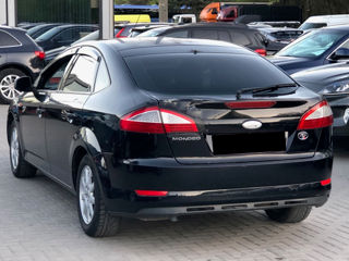 Ford Mondeo foto 3