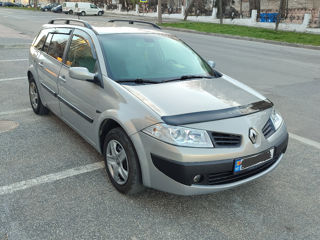 Renault Megane foto 1