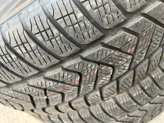 R17 215/65 Pirelli Scorpion Winter foto 4