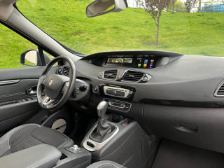 Renault Grand Scenic foto 6