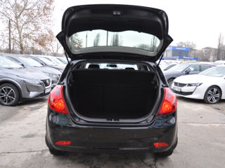 KIA Ceed foto 8