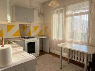 Apartament cu 3 camere, 72 m², Botanica, Chișinău foto 2