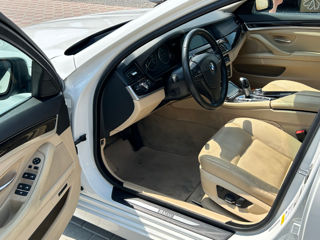 BMW 5 Series foto 7