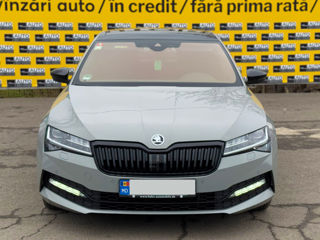 Skoda Superb foto 3