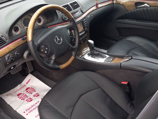 Mercedes E-Class foto 5