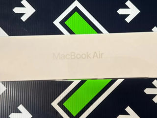 Apple Macbok Air 13 M2 8/256GB Silver nou! Garantie! Orice control. Oferta la super pret! foto 3