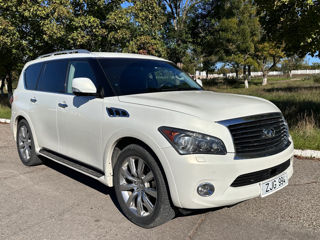 Infiniti QX56 foto 4