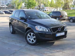 Volvo XC60 foto 2