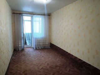 Apartament cu 3 camere, 70 m², Sculeni, Chișinău foto 3