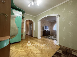 Apartament cu 3 camere, 74 m², Buiucani, Chișinău foto 9
