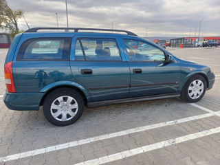 Opel Astra foto 2