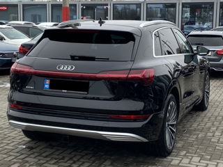 Audi e-tron foto 4