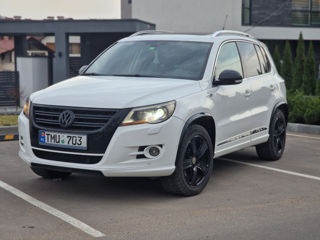 Volkswagen Tiguan foto 1