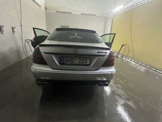 Mercedes E-Class foto 4