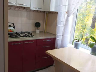 Apartament cu 2 camere, 48 m², Centru, Ungheni foto 5