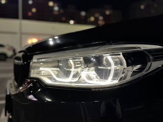 BMW 5 Series foto 6