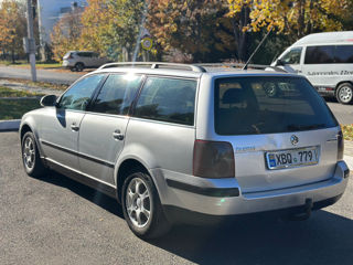 Volkswagen Passat foto 6