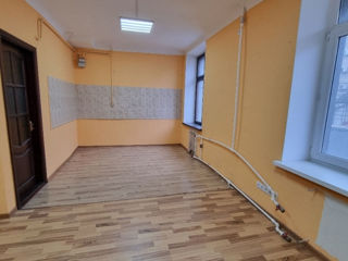 Apartament cu 3 camere, 73 m², Centru, Chișinău foto 5