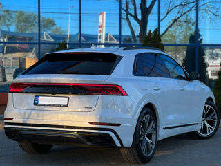 Audi Q8 foto 4