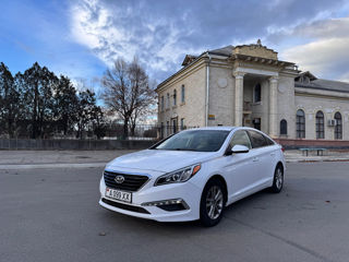 Hyundai Sonata foto 2