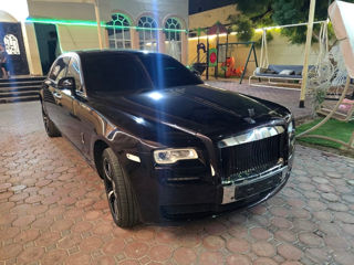 Rolls-Royce Ghost foto 2