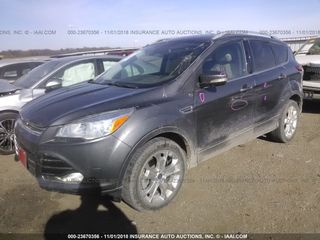 Ford Escape foto 2