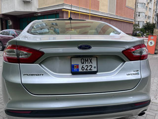 Ford Fusion foto 7